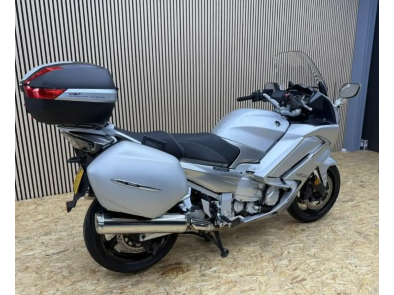 Yamaha FJR 1300 FJR - Image 1