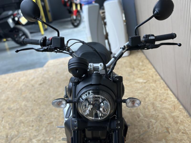 Ducati Scrambler ICON DARK - Image 1