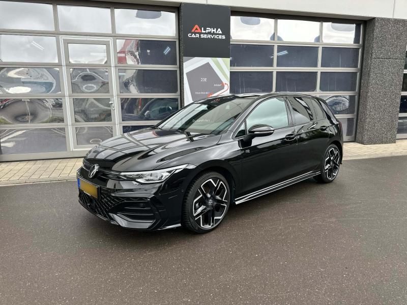 Volkswagen Golf 8 - Image 1