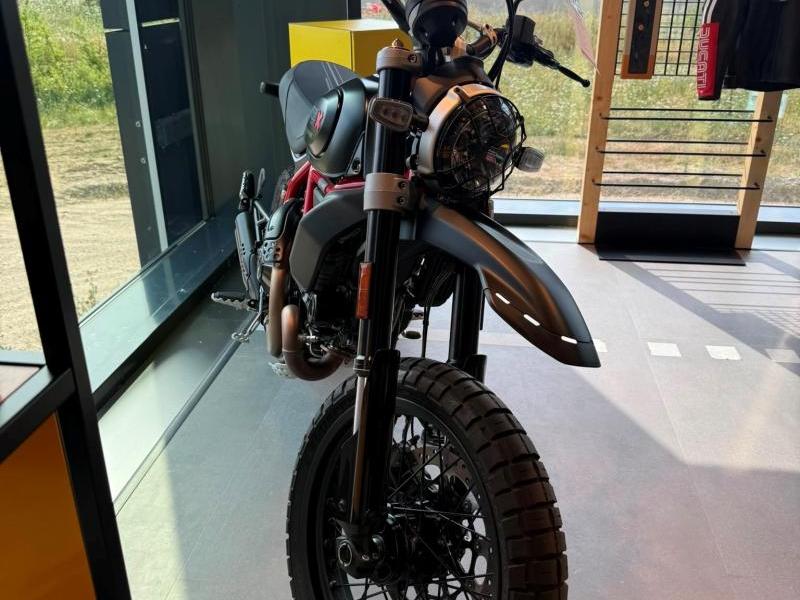 Ducati Scrambler FASTHOUSE - Image 1