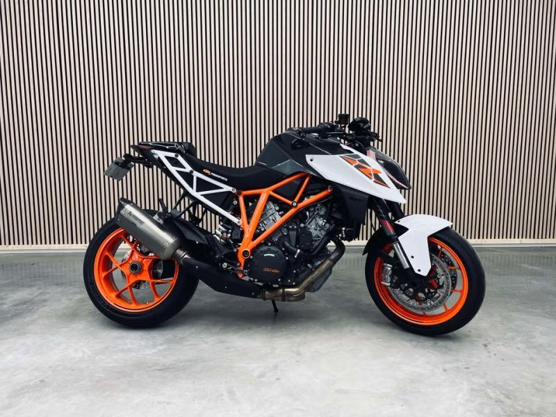 KTM 1290 Super Duke R R - Image 1