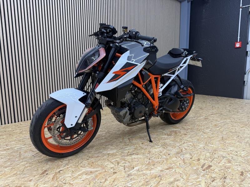KTM 1290 Super Duke R R - Image 1