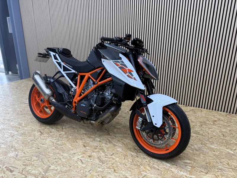 KTM 1290 Super Duke R R - Image 1